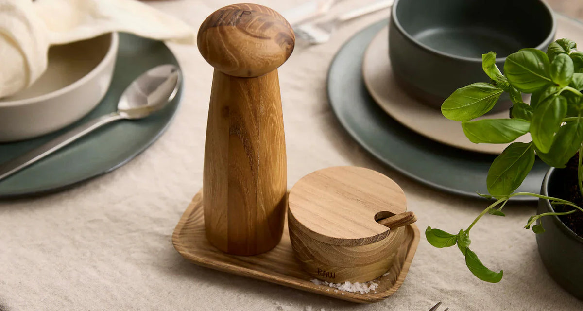 Create warmth in the kitchen with RAW teak – natural tools rooted in Nordic aesthetics