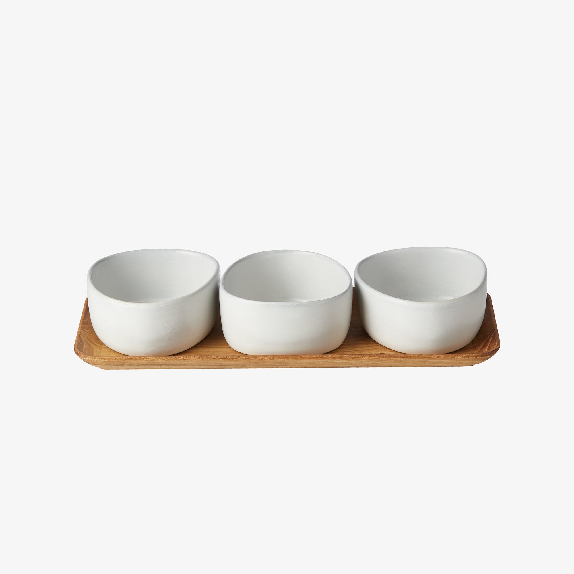 RAW Organic bowls on teak board | Arctic White