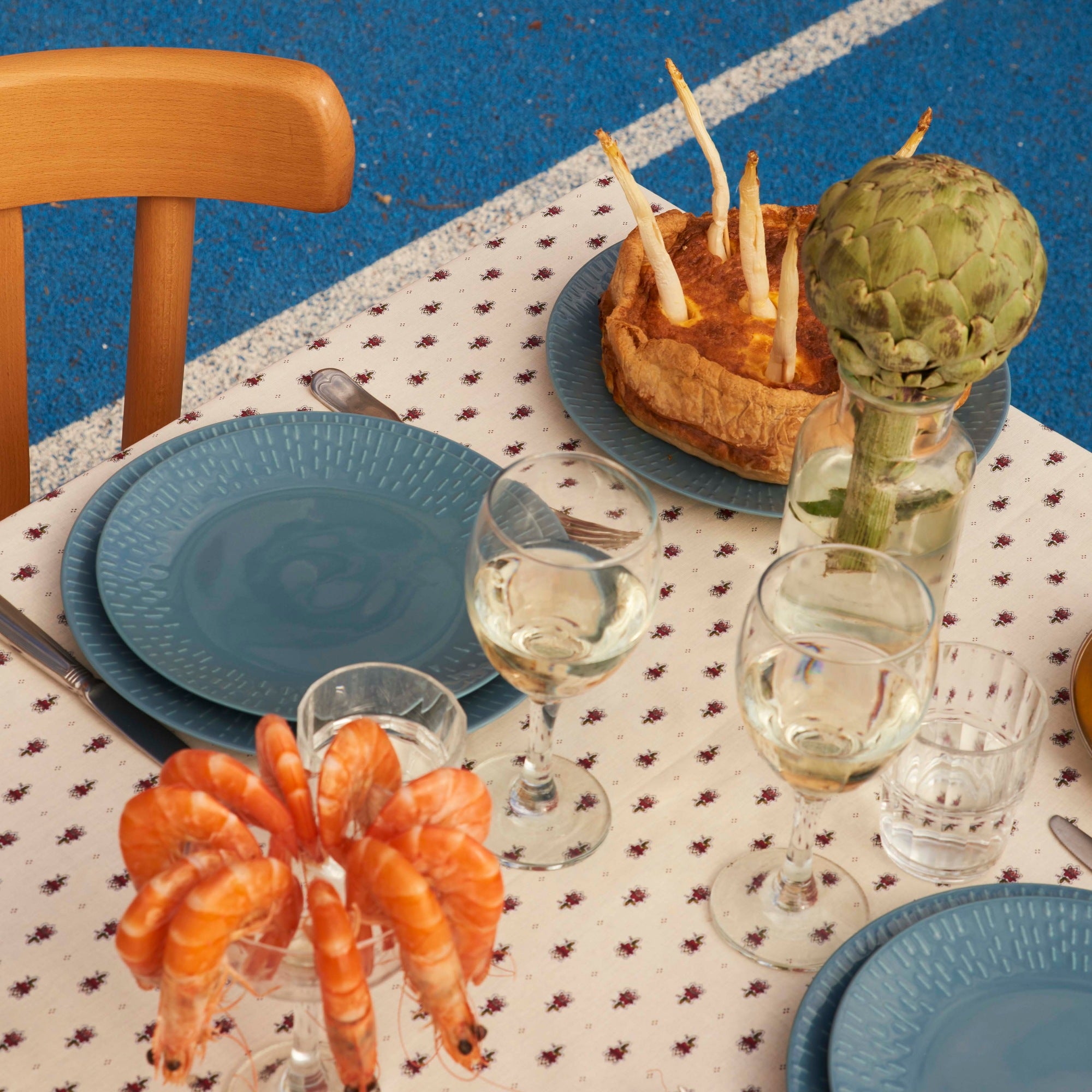 Confetti dinner plate | Blueberry