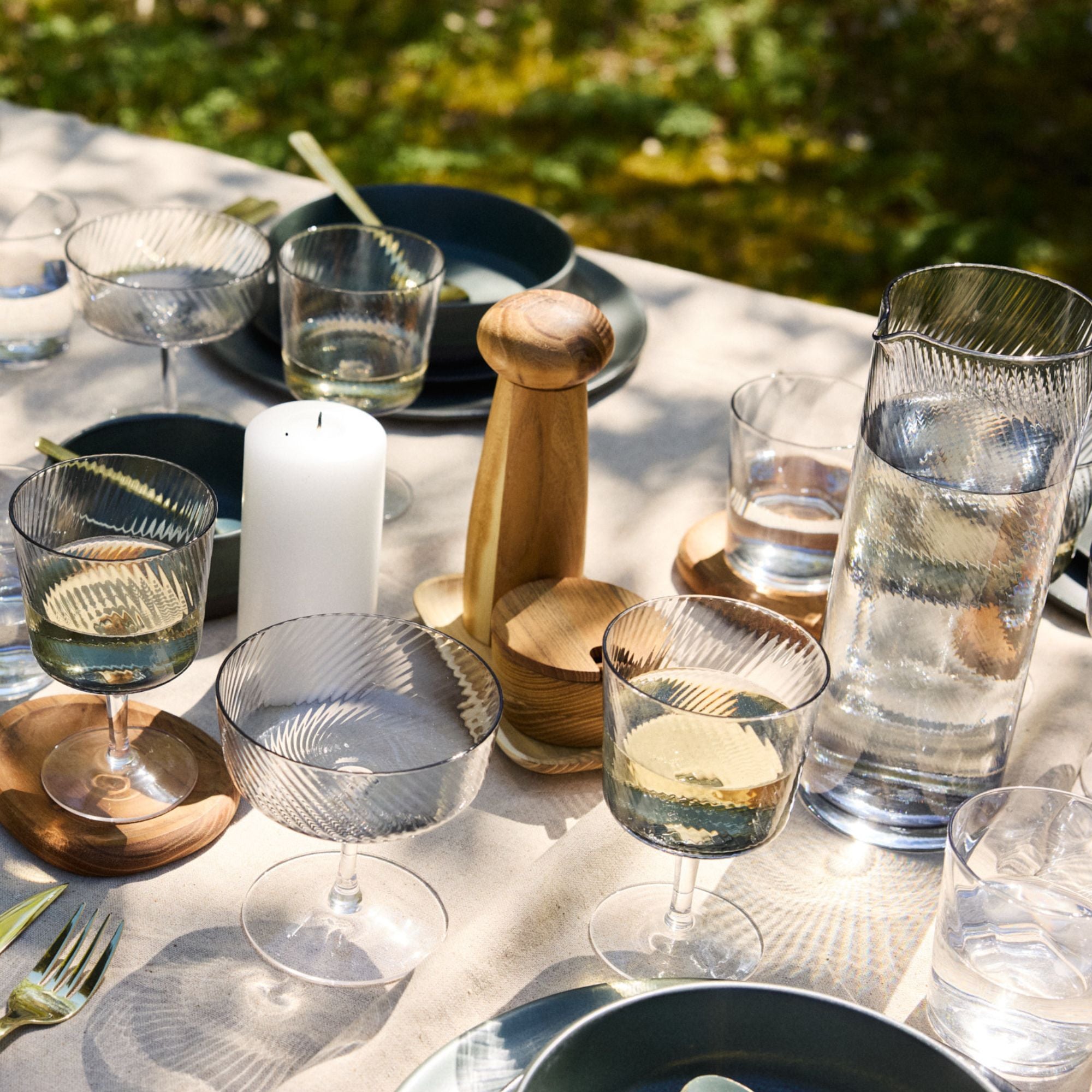 RAW Teak pepper grinder set with tray and salt jar | Neutral