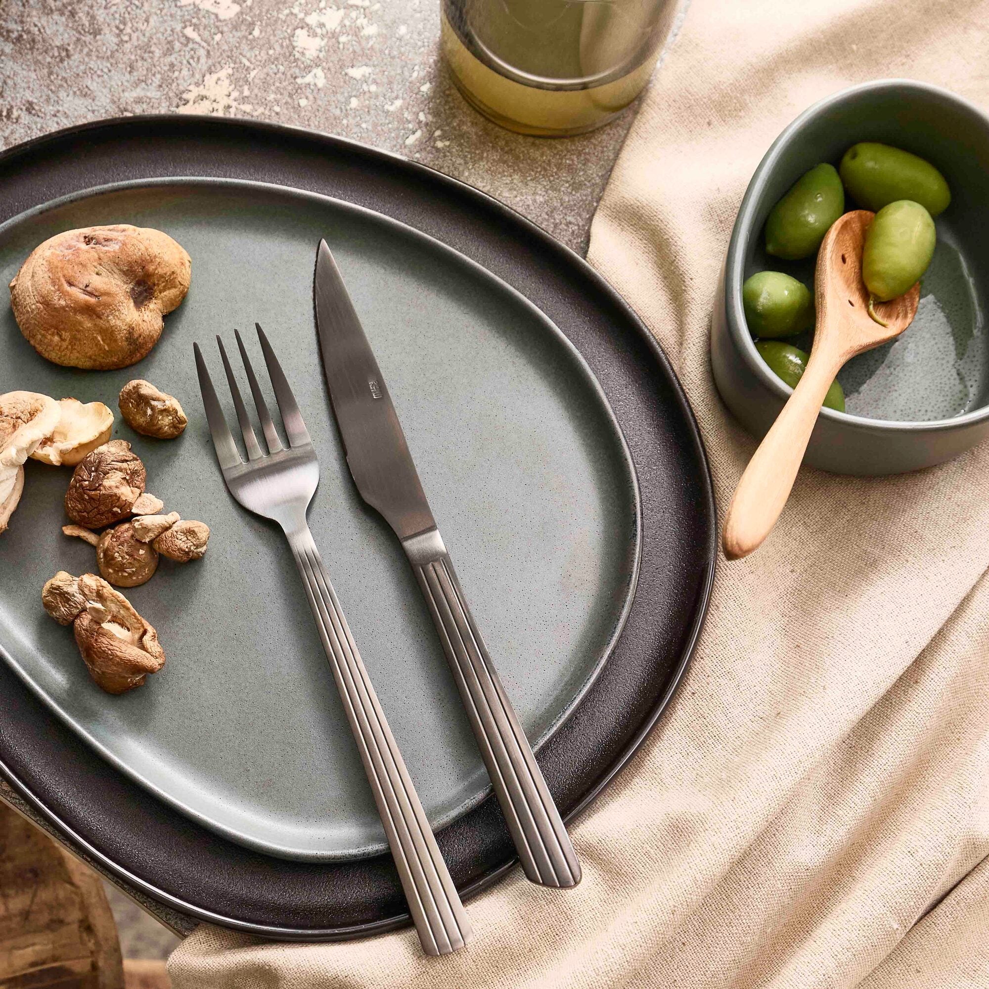 RAW Teak olive spoon | Natural