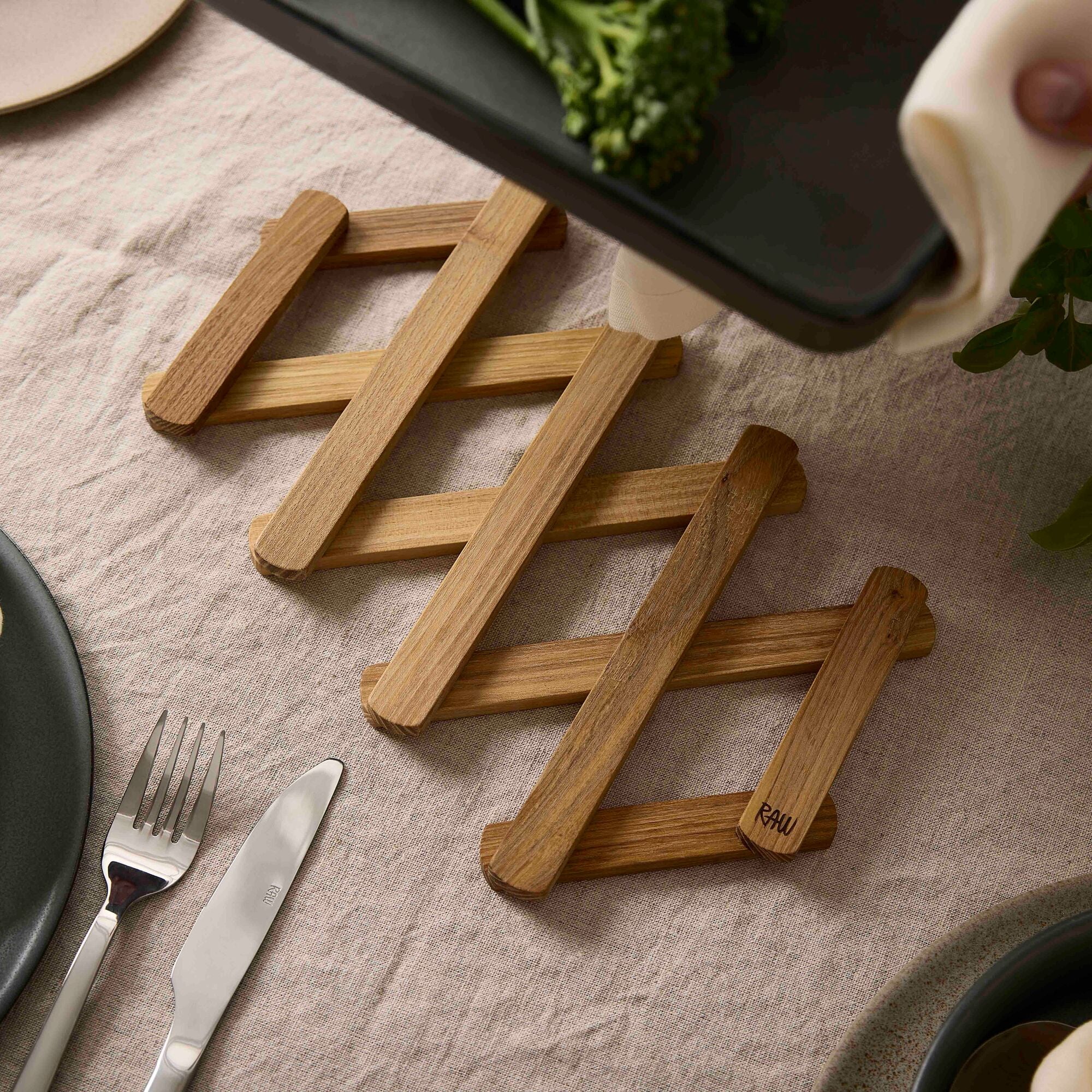 RAW Teak adjustable trivet | Natural