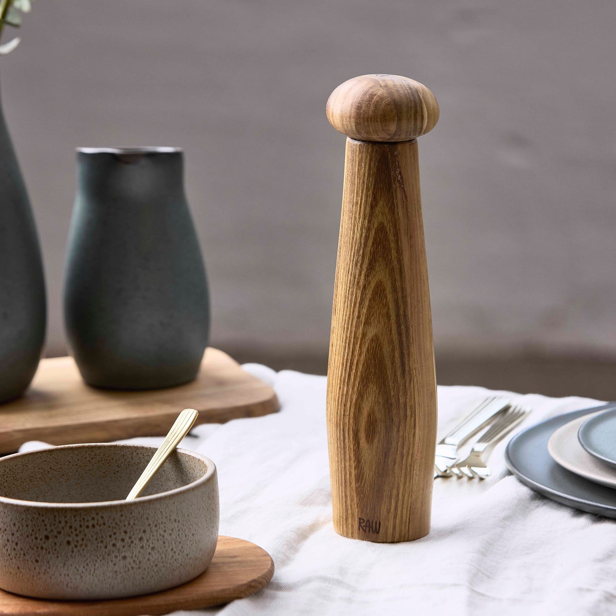 RAW Teak pepper grinder tall | Natural