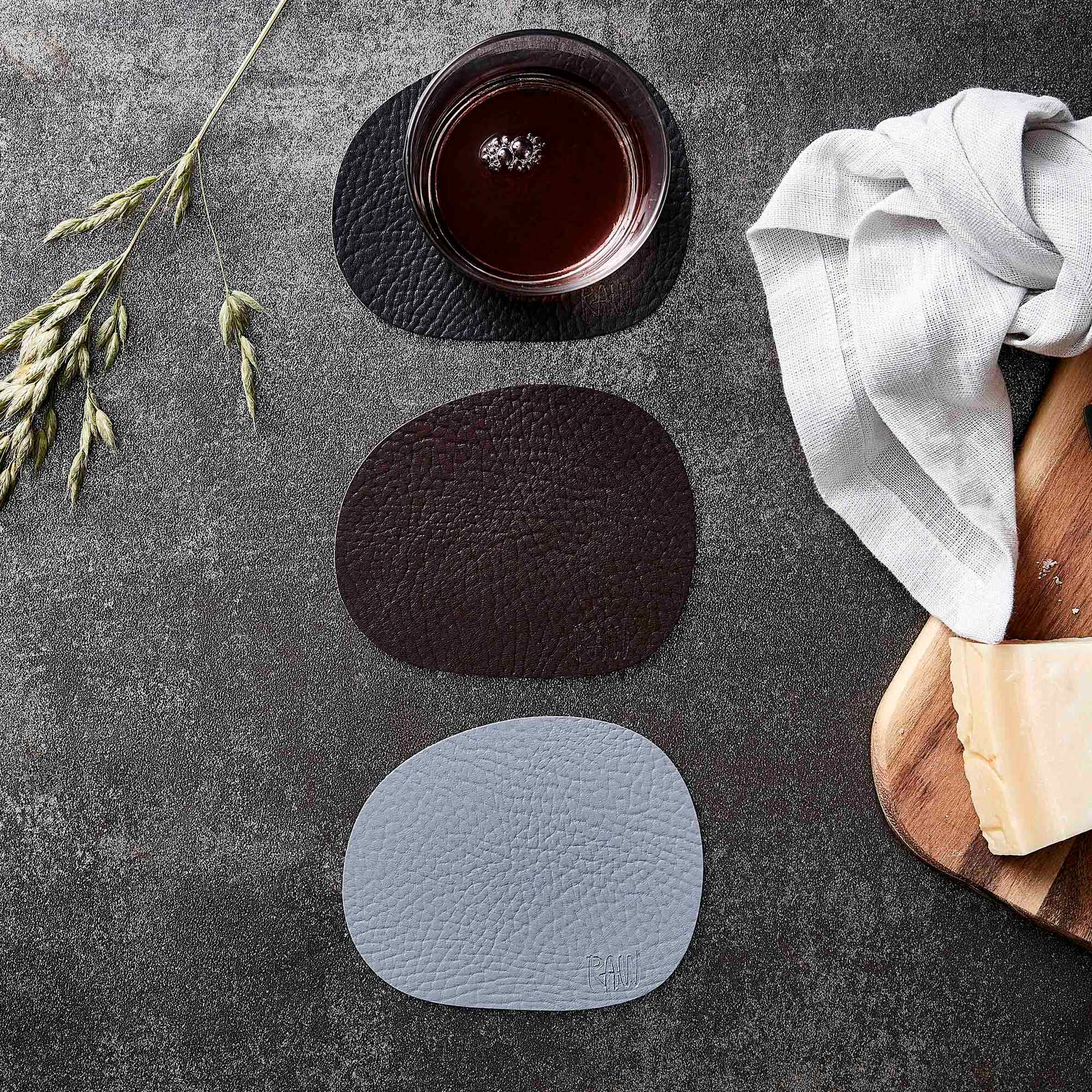 RAW Buffalo coasters 6 pcs. | Light grey