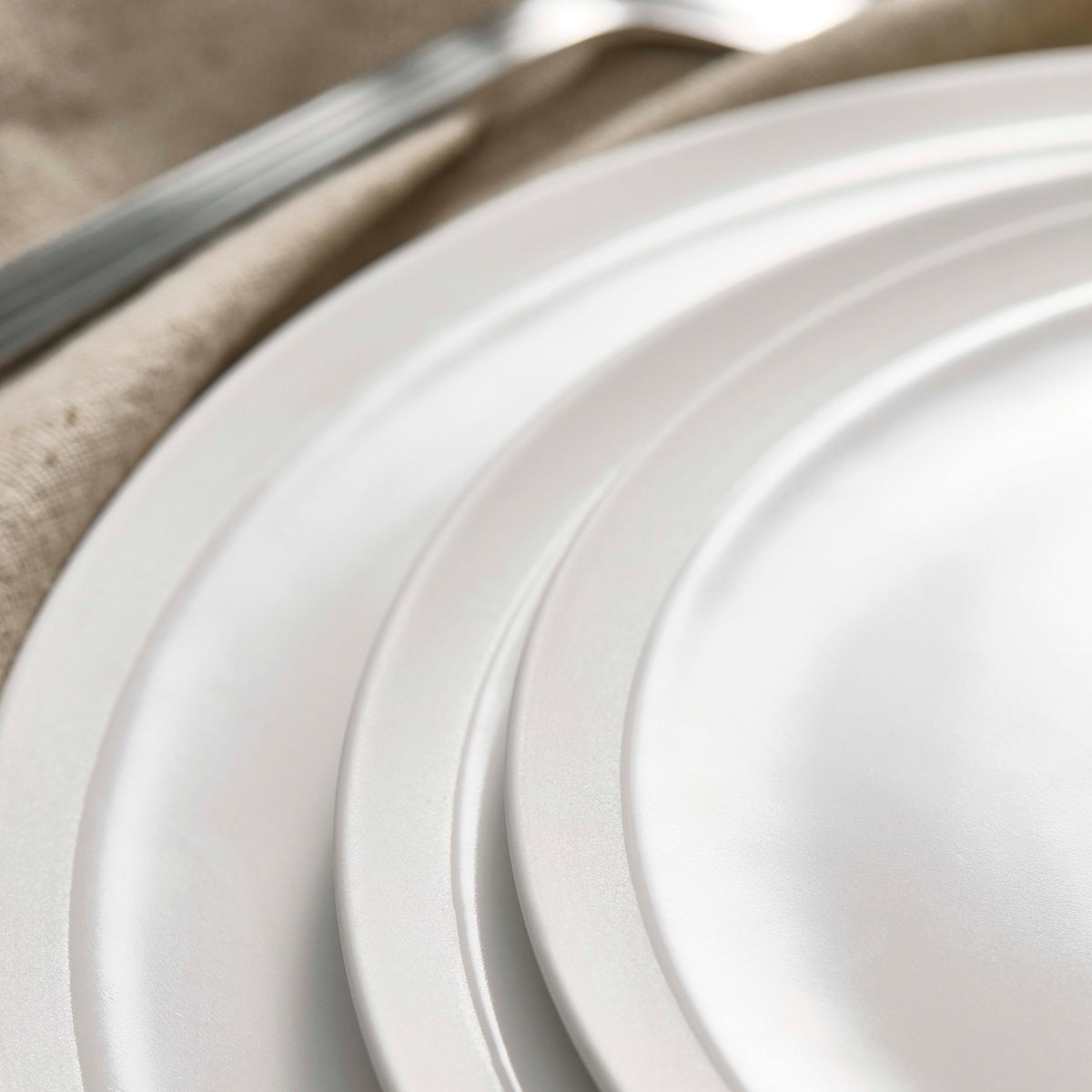 RAW Pure Porcelain dinner plate | White