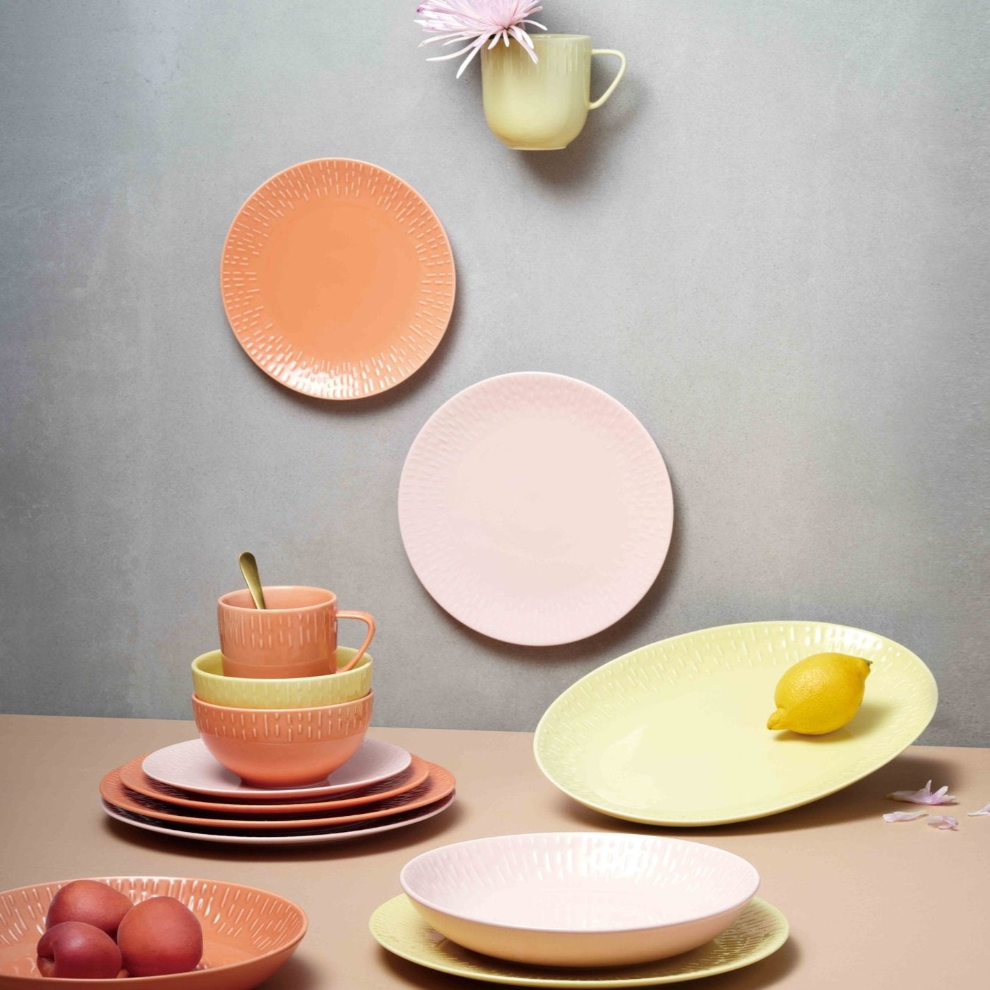 Confetti dinner plate | Lemon