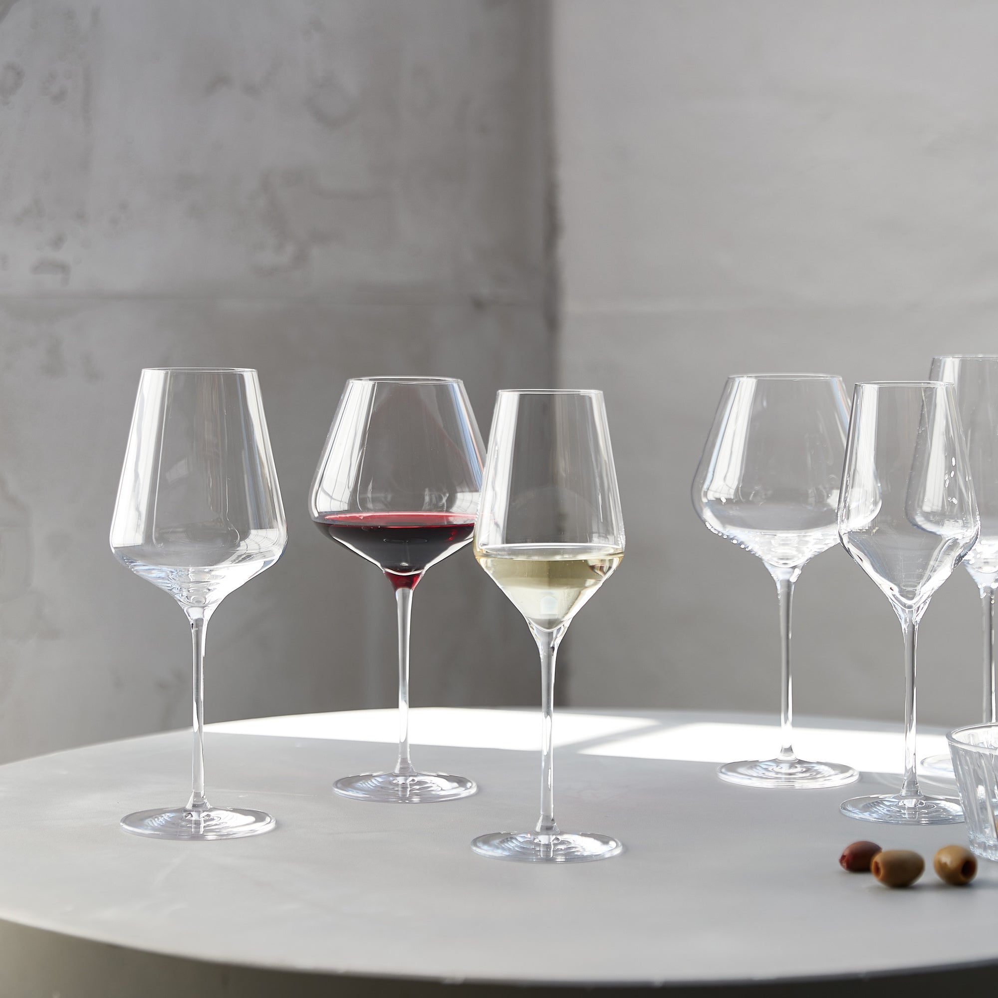 Connoisseur extravagant - for brighter red wine 4 pcs | Clear