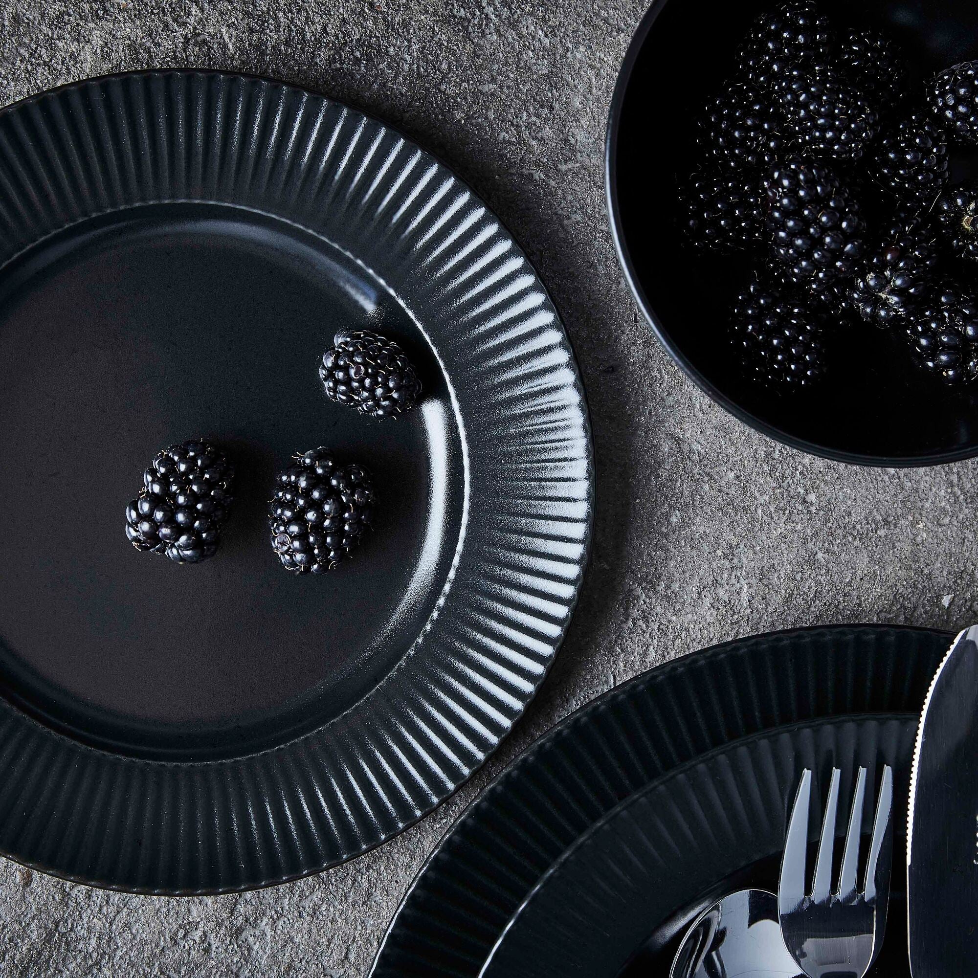 Groovy bowl | Black