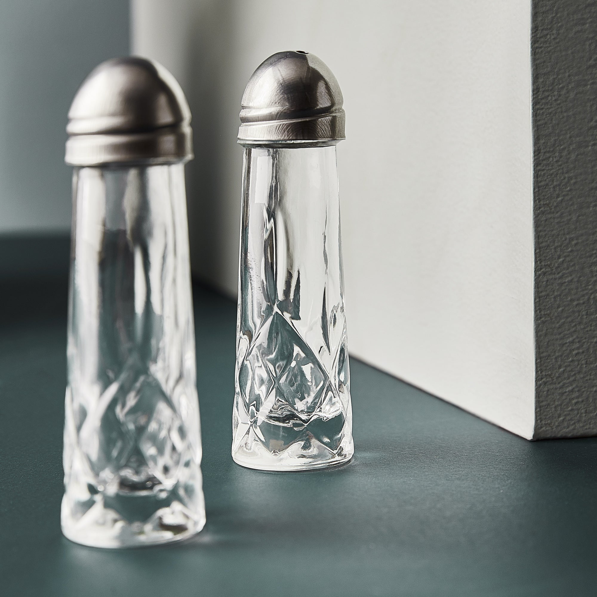 Harvey salt and pepper set 2 pieces | Clear