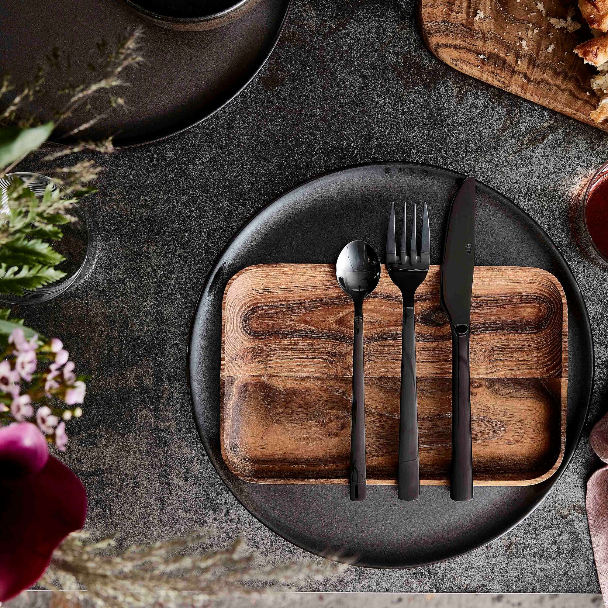 RAW cutlery set 16 pcs | Shiny Black