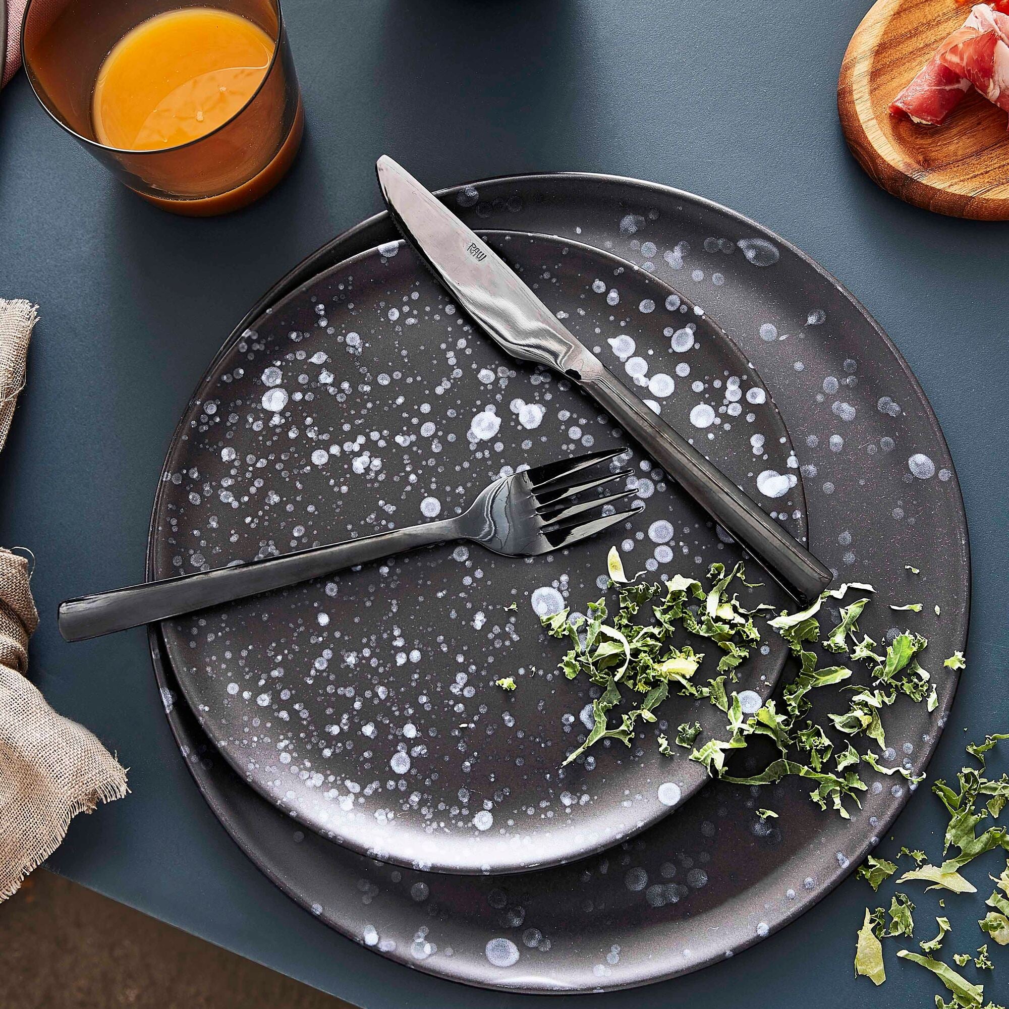 RAW dinner plate | Nordic Black