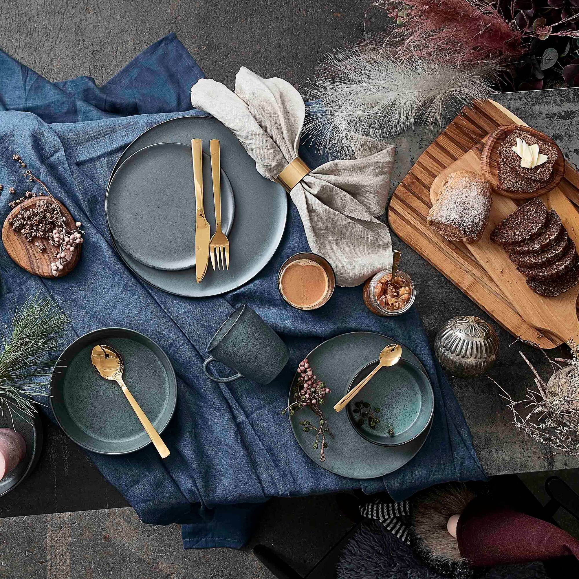 RAW Teak bread cutting board | Natural