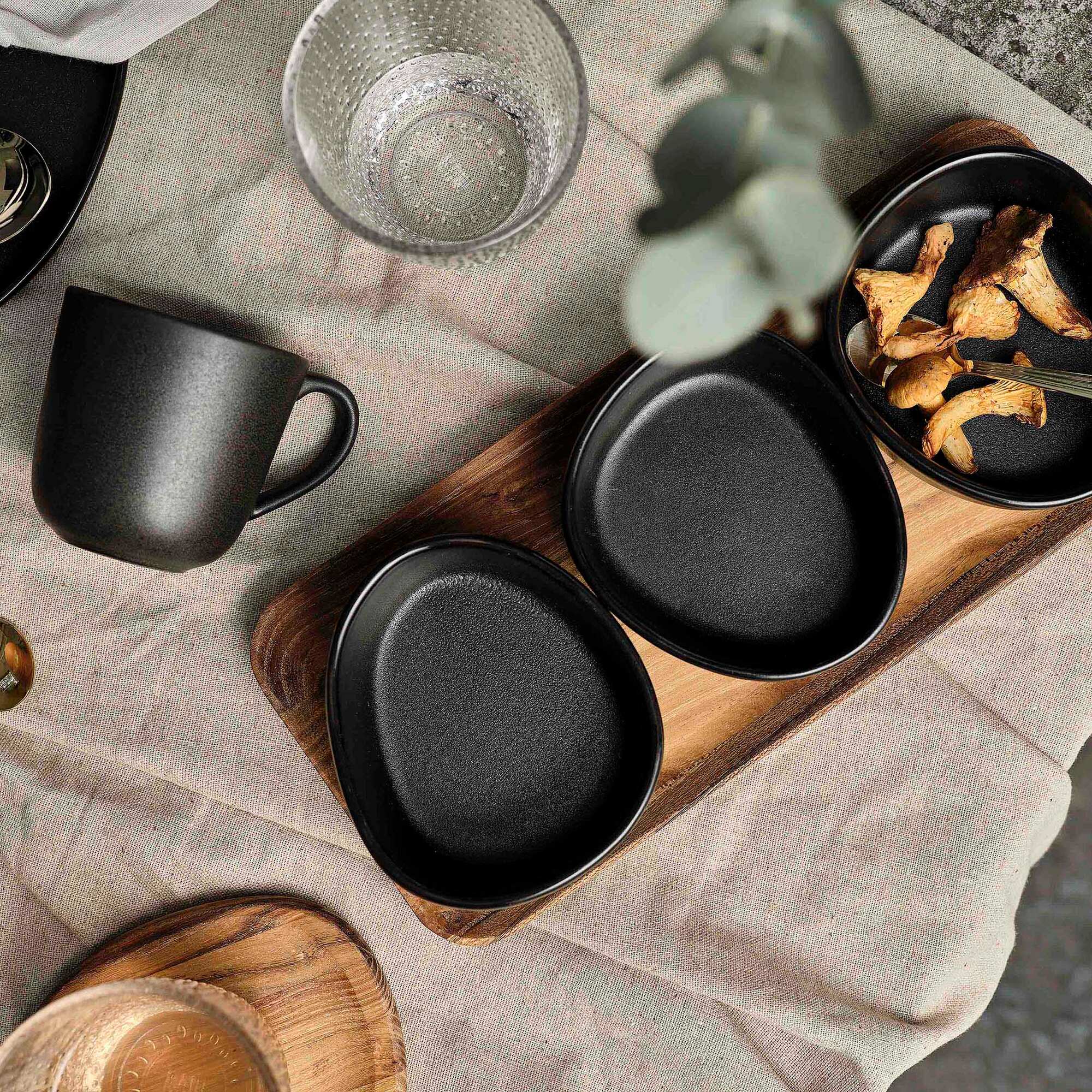 RAW Organic bowls on teak board | Titanium Black