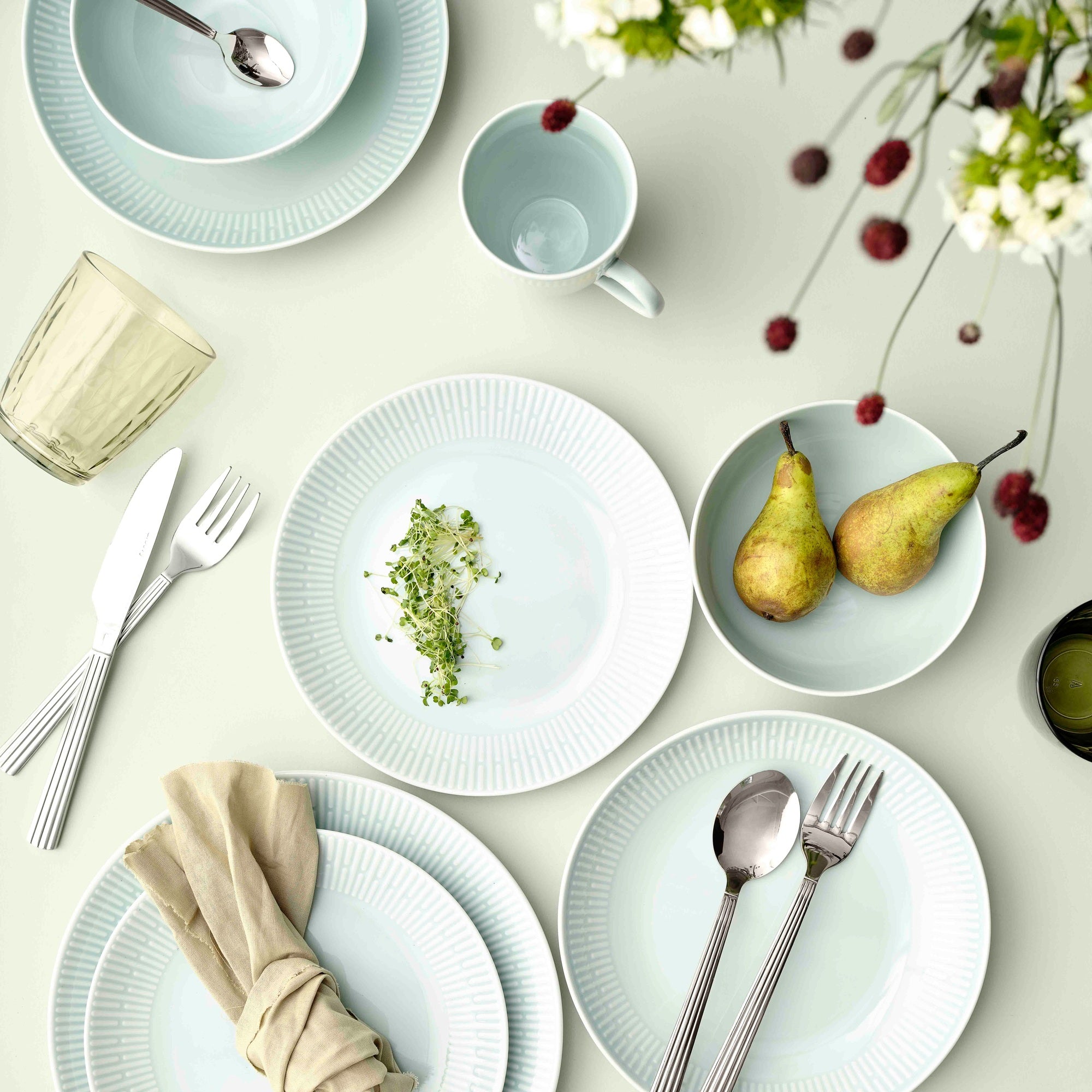 Relief mug with handle | Dusty Green