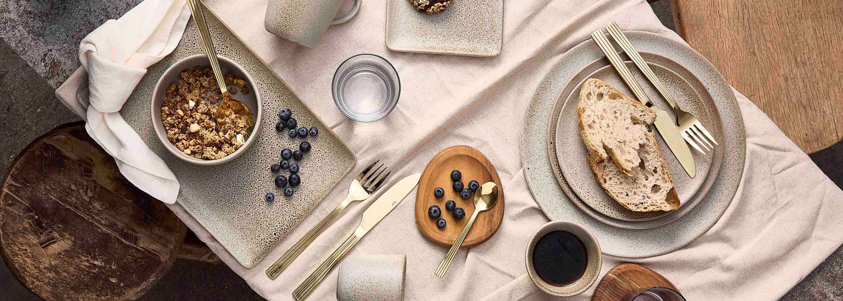 Dinner plates