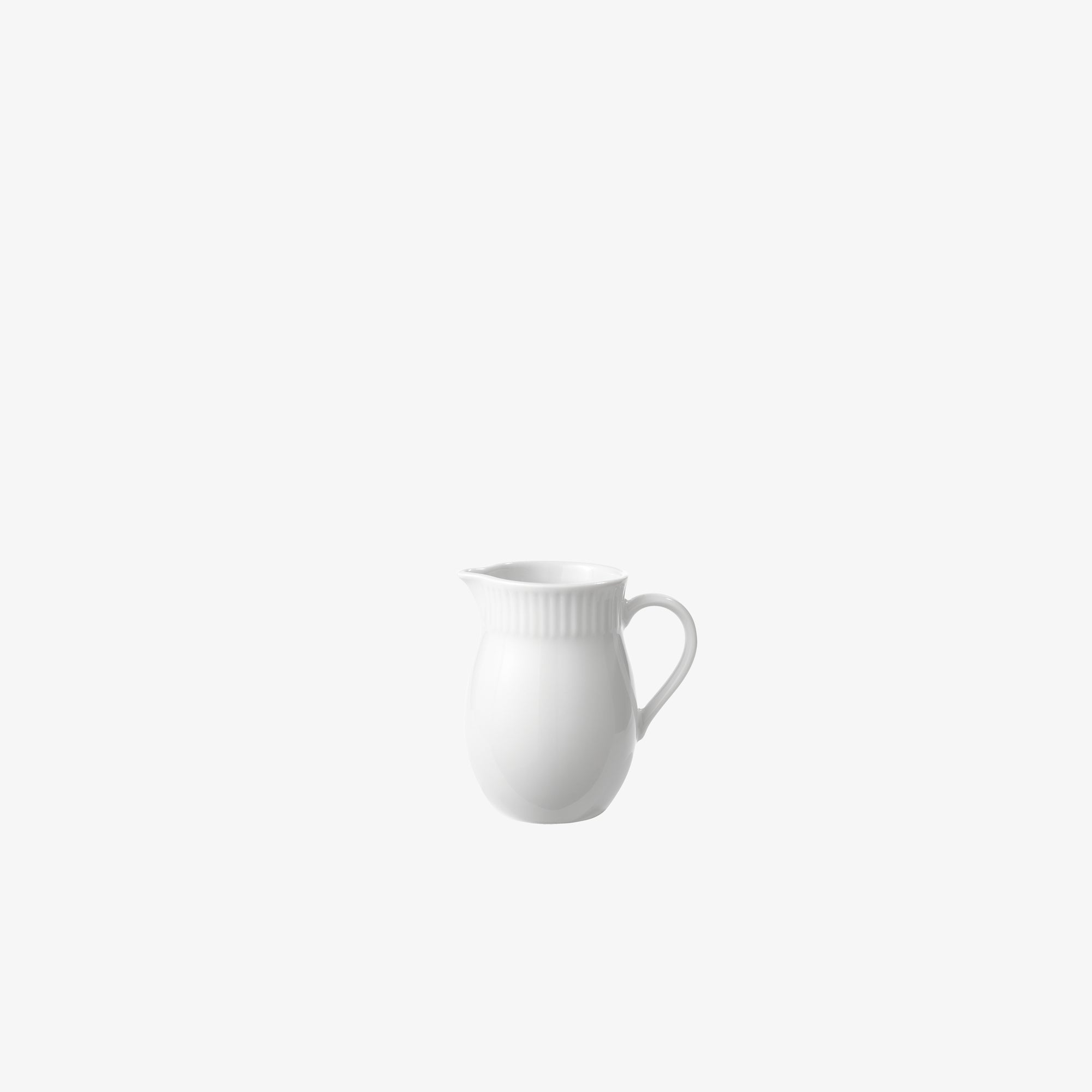 Relief creamer | White