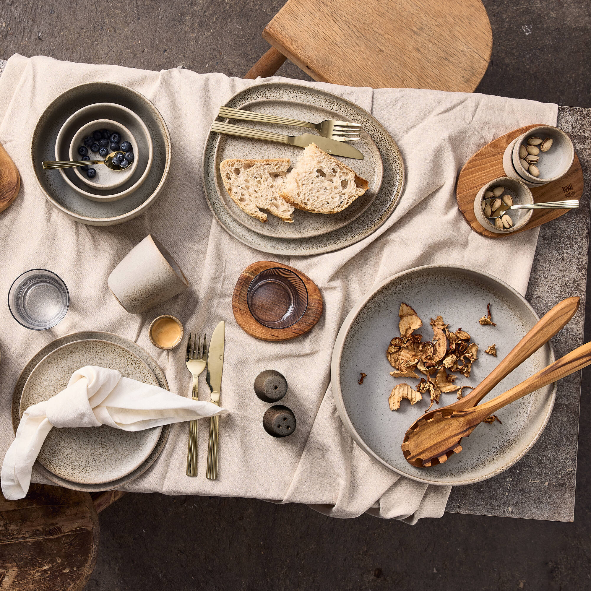 RAW serving bowl | Sandy Beige