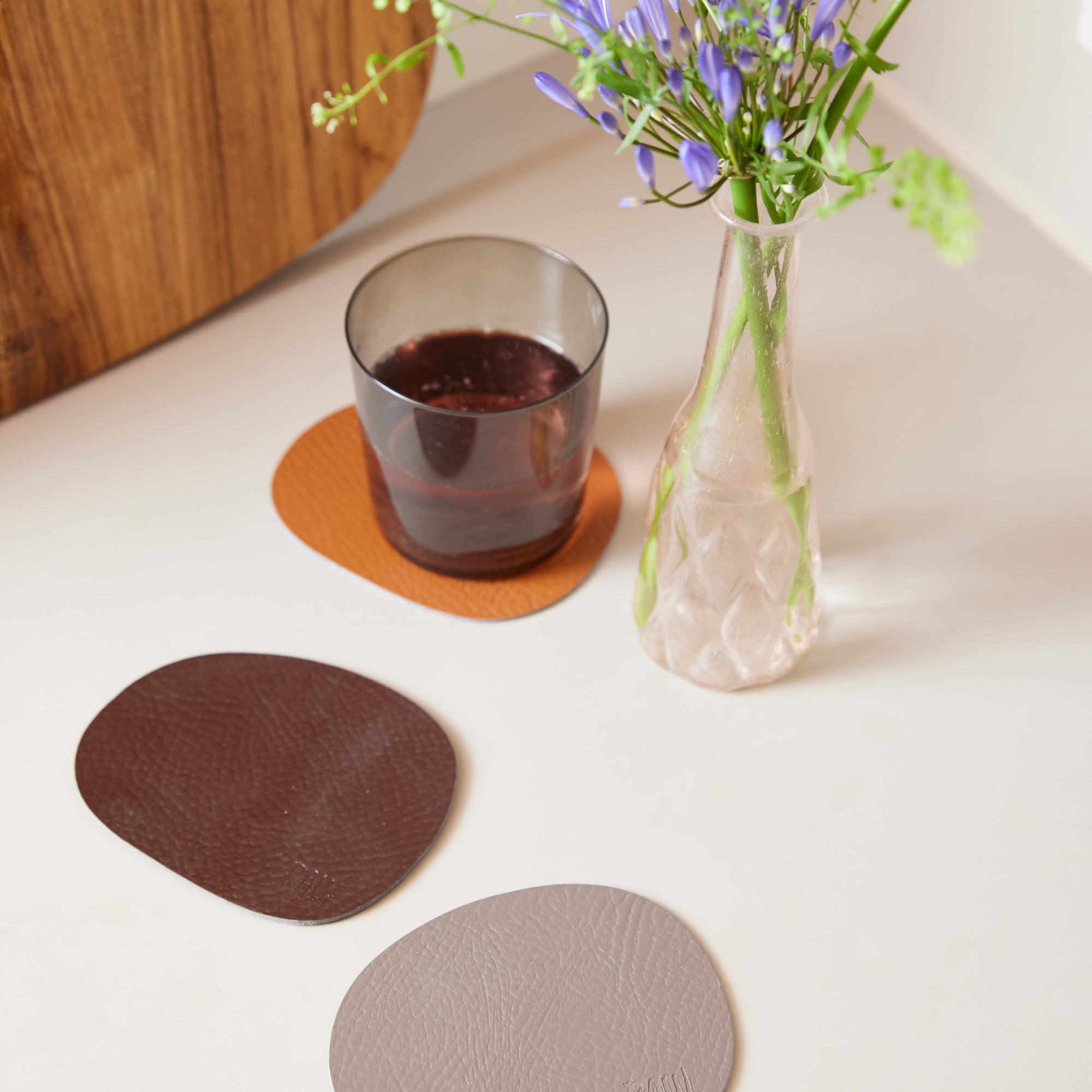 RAW Buffalo coasters 6 pcs. | Brown