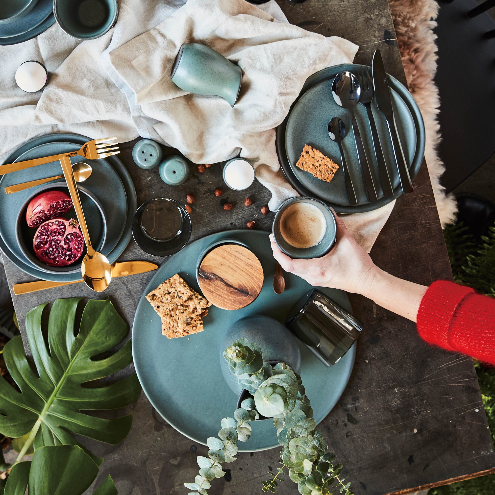 RAW round dish | Northern Green