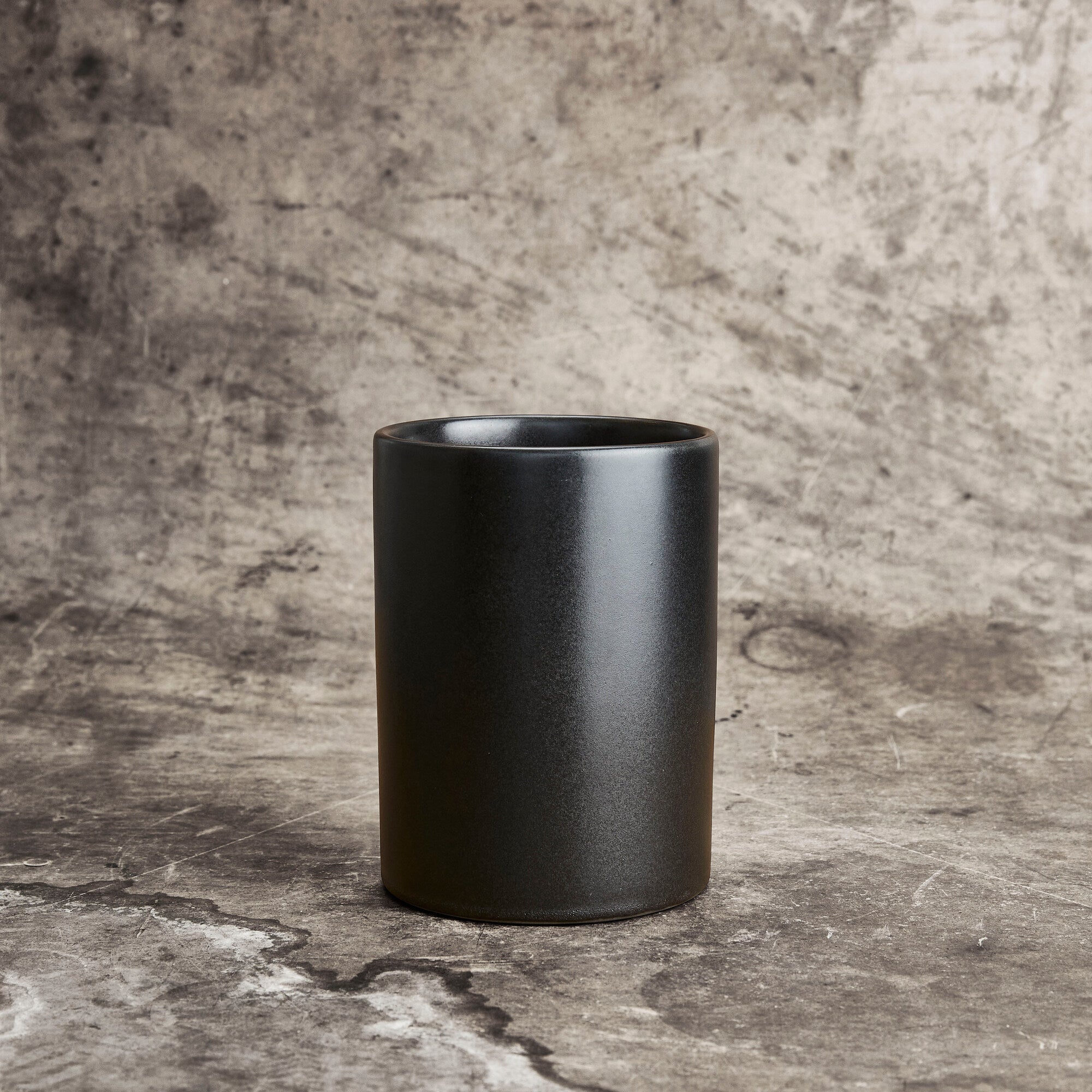 RAW storage | Titanium Black