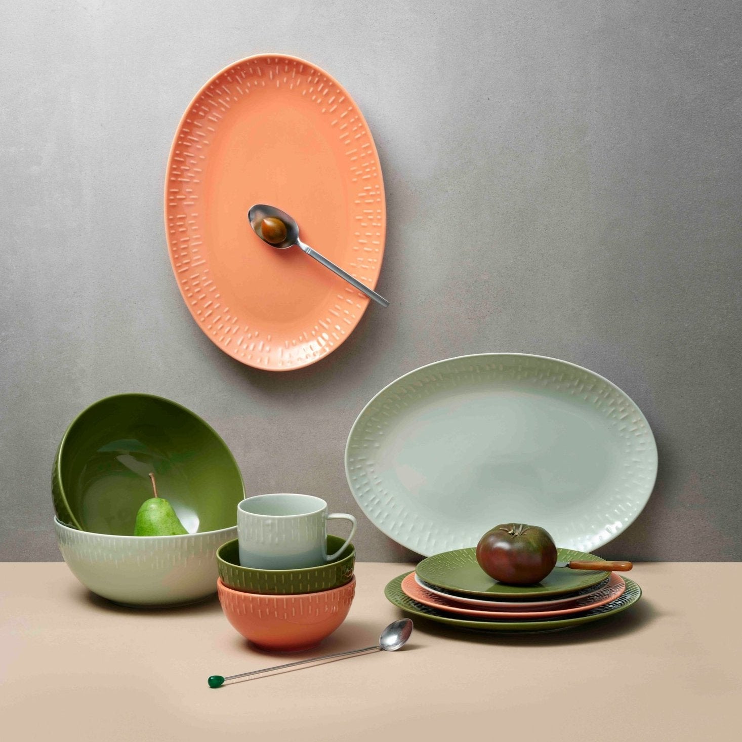 Confetti salad bowl | Pistachio