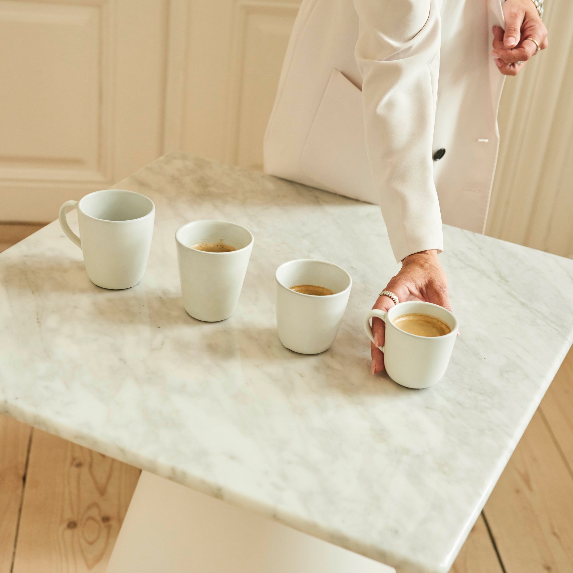 RAW mug with handle | Arctic White