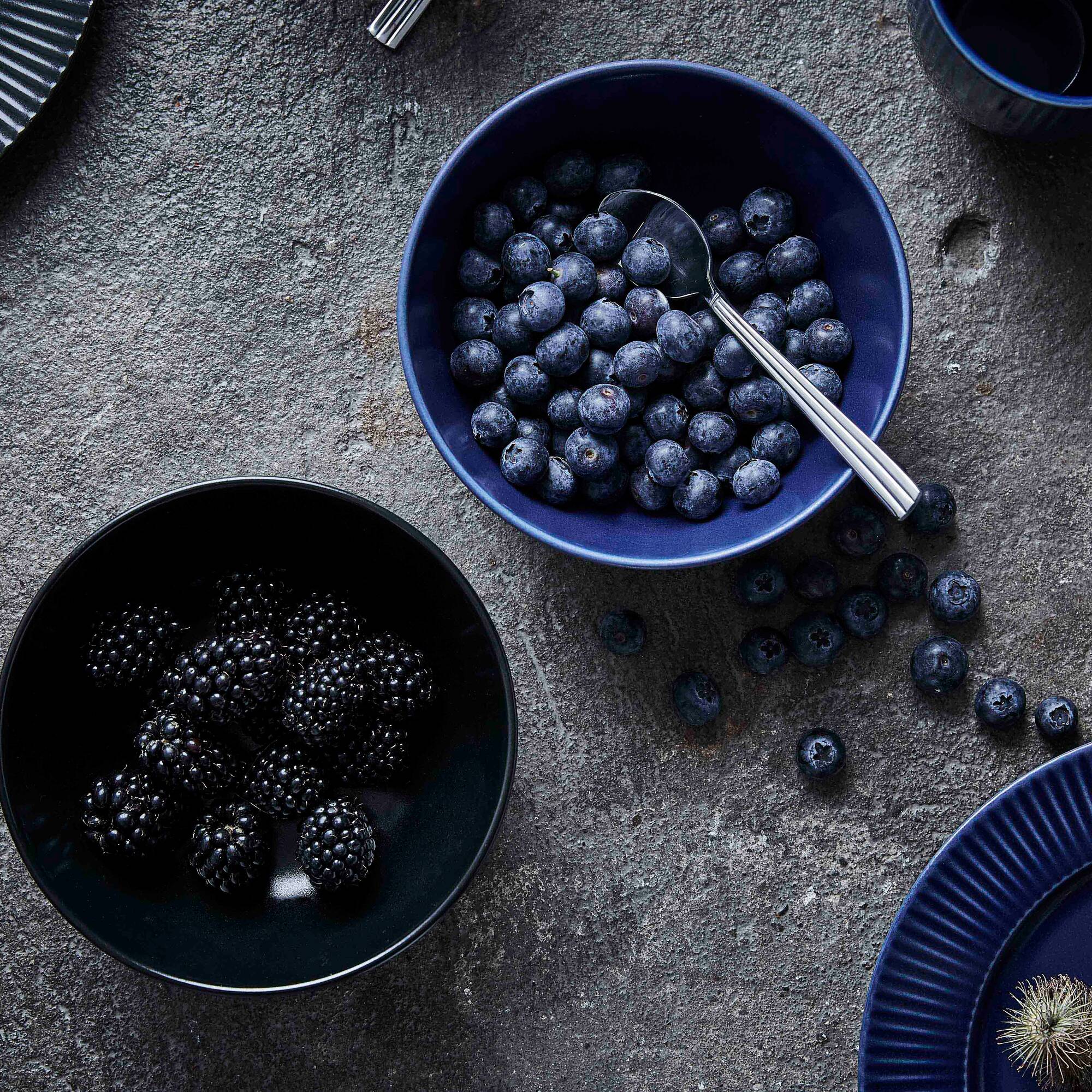 Groovy bowl | Black