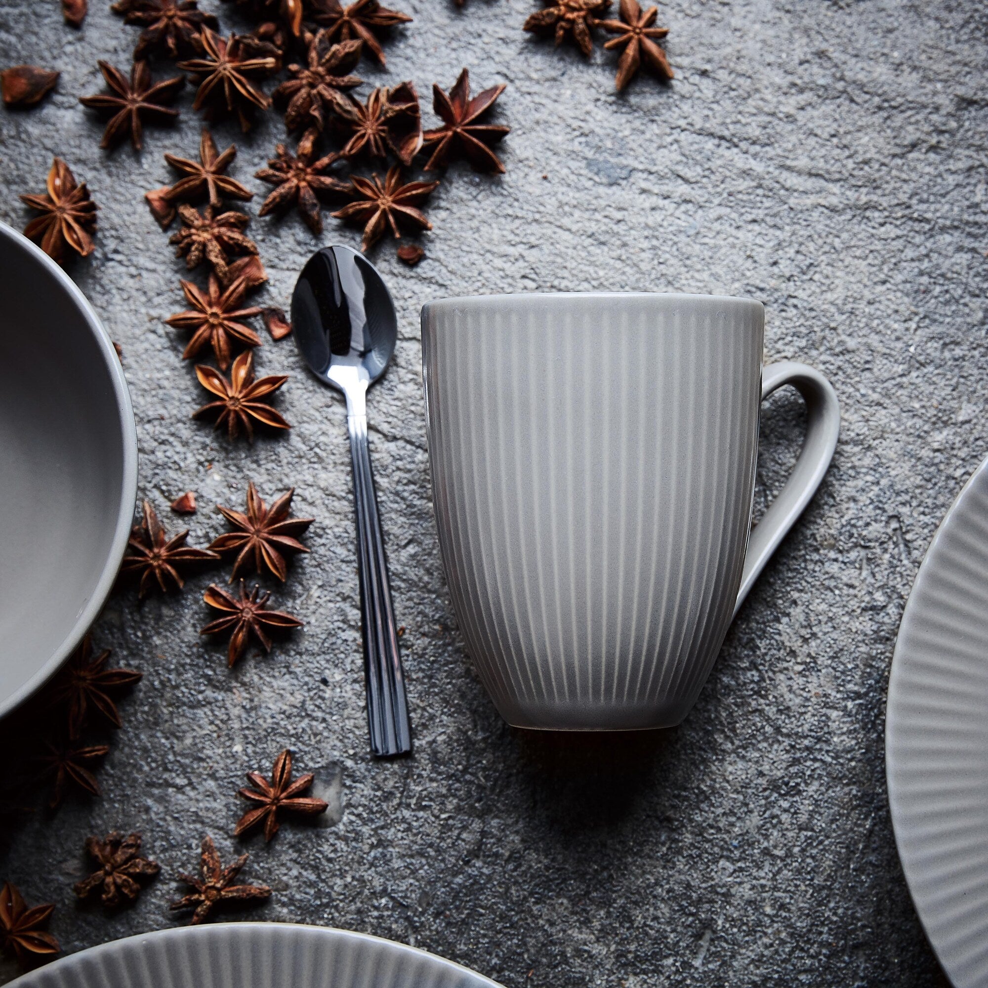 Groovy mug with handle | Grey