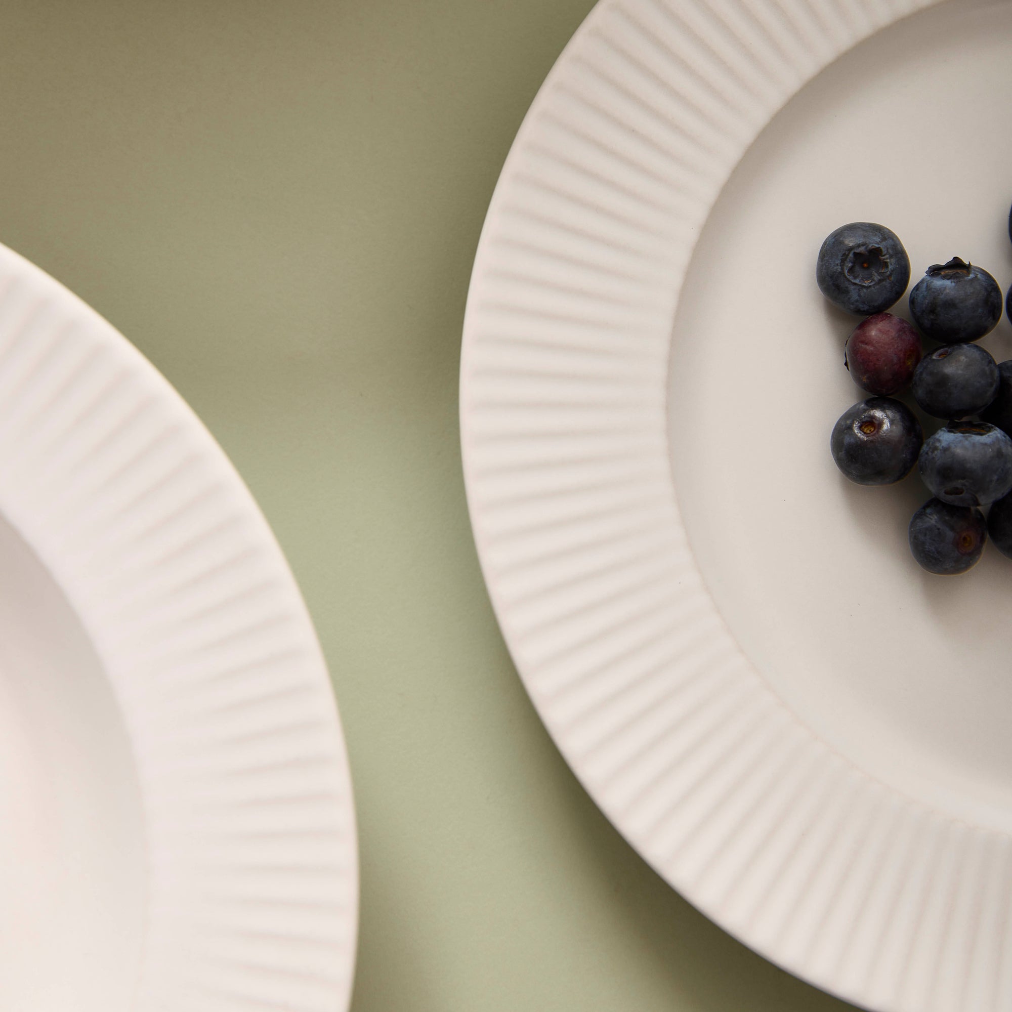 Groovy lunch plate | White