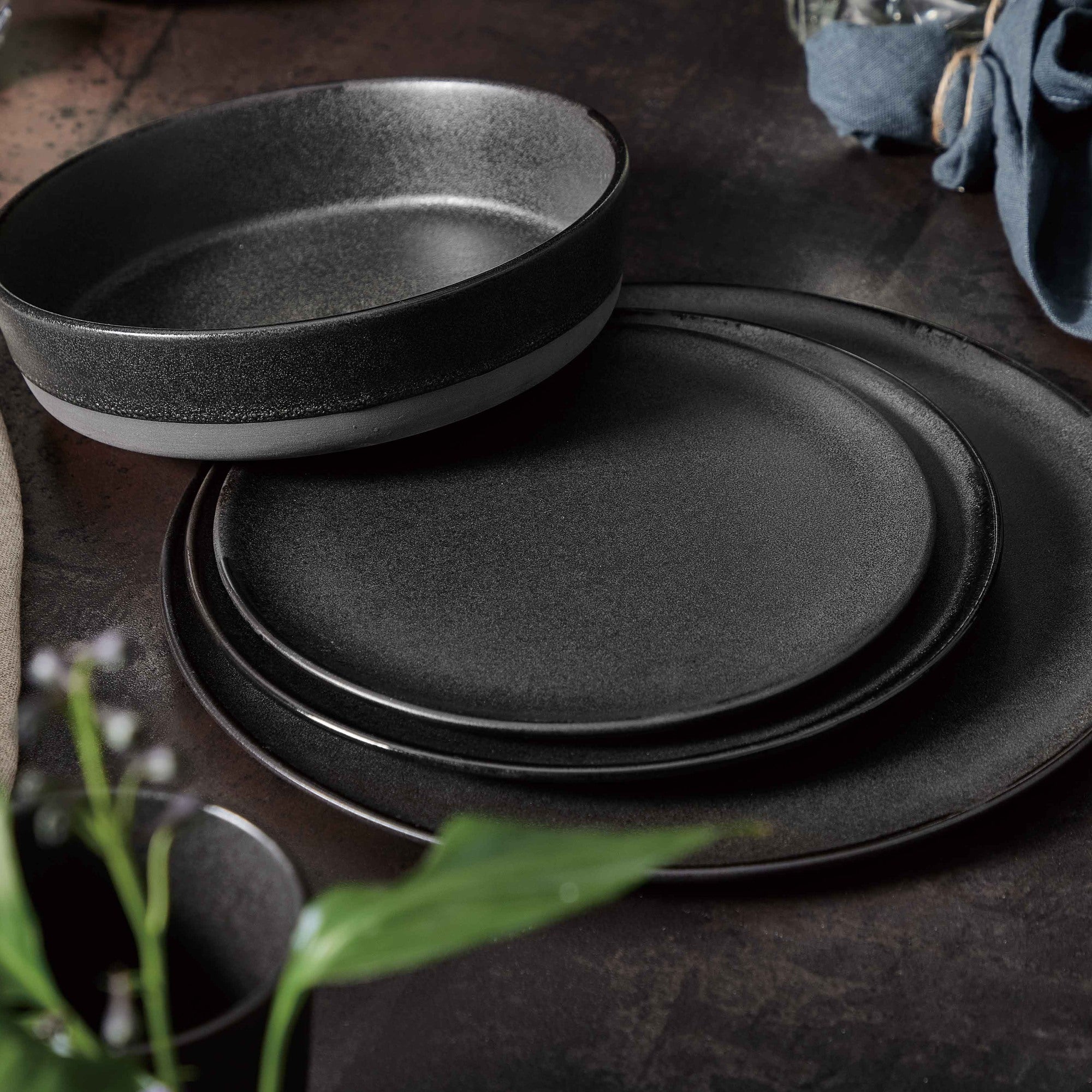 RAW lunch plate | Titanium Black